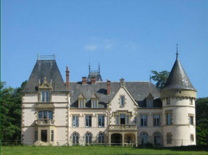 Chateau Tout Y Fault Loriges Exteriér fotografie